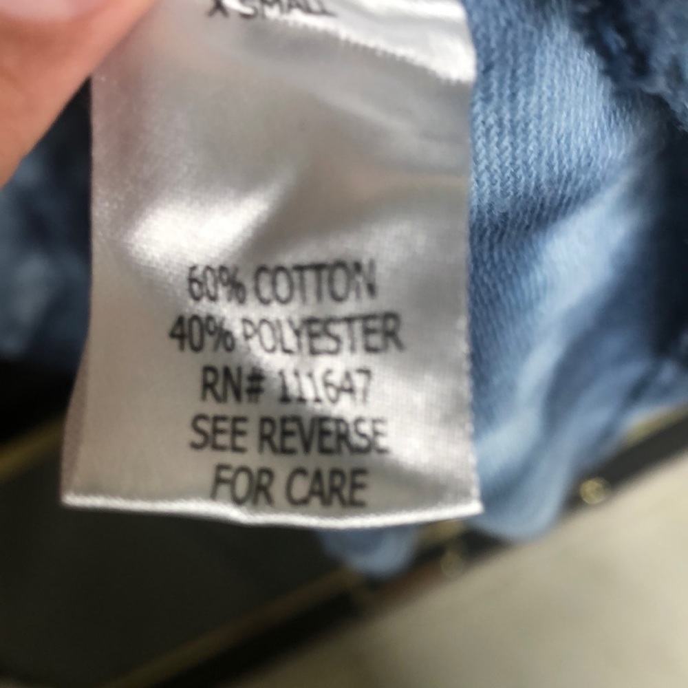 NEW ELEPHANT CROP TOP SWEATER - Picture 5 of 7